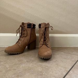 NWOT Heeled combat booties